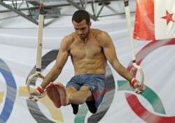 mancrushoftheday:  Danell Leyva #muscle #jock #olympics2012 Visit The