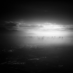 black-and-white:  Dawn (by Hengki Koentjoro) 