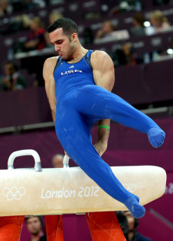 actionrigger:  Danell Leyva of the United States competes in