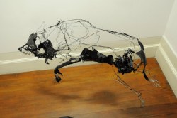 banging-the-boy:  asylum-art:  3D Wire Sculptures by David Oliveira
