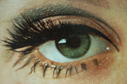 progrockforever:  Twiggy eye closeup from McCall magazine 1967