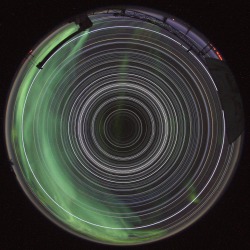 24 hour exposure from the South Pole: No star dips below the