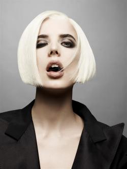 rockinnrollin:  Agyness Deyn by Solve Sundsbo 