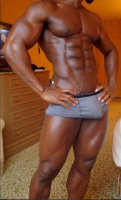 this can only be the sexy Pro BB:  Ulisses Williams Jr