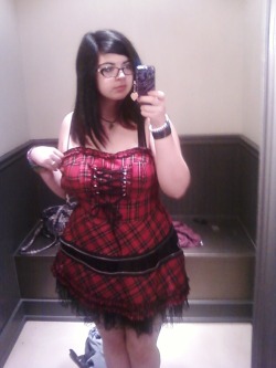 Isn’t the best picture of me. Dx but this dress looked