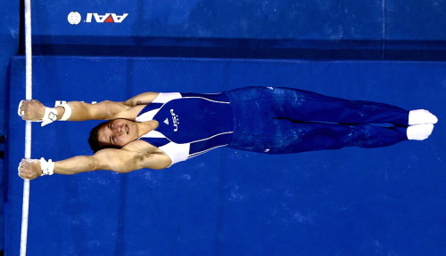 mostlyredheads:  Redheaded American Olympic gymnast Jonathan Horton. Heâ€™s 5â€™2â€ of red-haired goodness. 