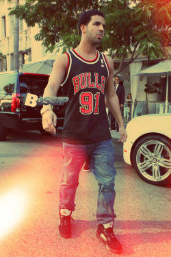  cant go wrong w/ a rodman jersey and jordan 5s 8)