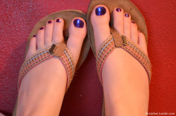 feistyfeet:  Purple toes, and the flip-flops that were given