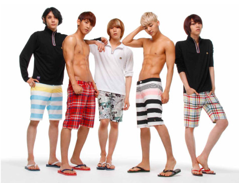 365daysofsexy:  Why was I not informed MYNAME’s SEYONG was parading around showing off his sexy body these days?We’ve seen INSOO’s hot body before, but OMG Seyong. At least warn me first, yes?! *thud* 