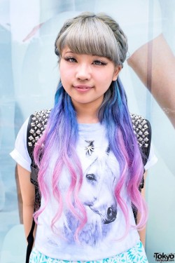 jijie-jurassic:  Im soo in love with her hair! Its a perfect