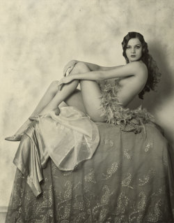 steadyeddie:    Alice Wilkie  &ndash;  Ziegfeld Girl  (ca. 1925) Vintage photograph taken by Alfred Cheney Johnston..