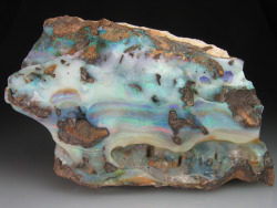 adriofthedead:  theknightlyreverie:  earthshaped:  Opal  Quilpie,