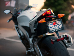 sexfoodbikesetc:  Aprilia RSV4 by hotmilkgreentea on Flickr.