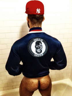 darkdogg1:  thickboyswag:  Cakes  that right there. it just right