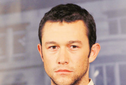  107 / 100 Pictures of  ◉ Joseph Gordon-Levitt. 