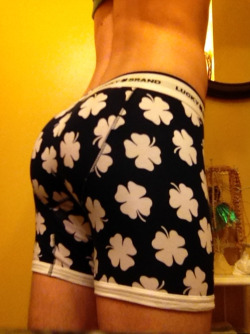 topnotchass:  {the-byronic-phag}  New undiesss! 