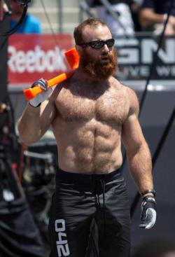 verymanlyman:  Lucas Parker  Fiery beard - Seems to have come