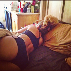 allthickwomen:  Apparently @joebudden likes to show us what we