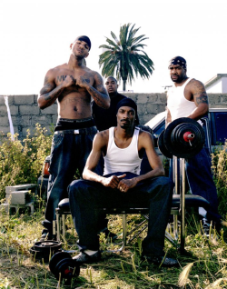 gangstas-hip-hop-paradise:  dinosaurstomp:  Compton G’s.  …