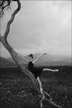 Cannot wait to photograph like this! Portrait from The Ballerina