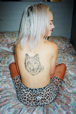 d-isposablewasteland:  aciddaisies:  soft grunge/models  this