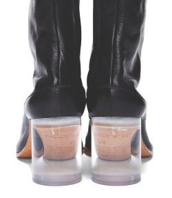 somethingvain: maison martin margiela s/s 2012’s black tabi