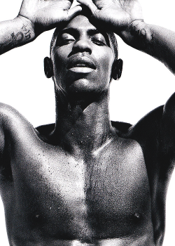 destroyer: Mehcad Brooks 