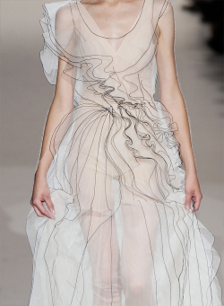 deseased:  marc jacobs | s/s 2010 | worn on kamila filipcikova