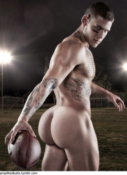 amplifiedbutts:  It would be like smuggling two footballs inside
