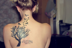 callyourgirlfriend11:  Gorgeous tattoo. I love trees. 