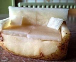 lolsofunny:  Guys Guys It’s a couch potato  Someone took the