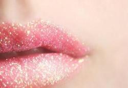  nothing like kissable lips 8)