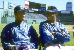 BACK IN THE DAY |8/30/90| Ken Griffey & Ken Griffey Jr become