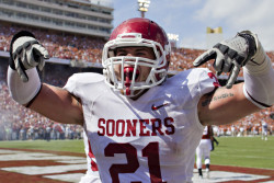 soonersblog:  Tom Wort celebrates after a touchdown against the