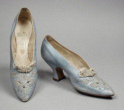 omgthatdress:  Shoes 1912 The Los Angeles County Museum of Art