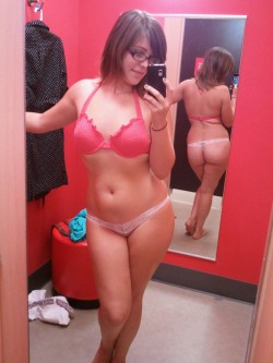 thesweetestxcurse:  Target’s dressing rooms rule.  Unf! I need