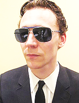 tomhiddles:  “I wonder what the world would be like if everybody