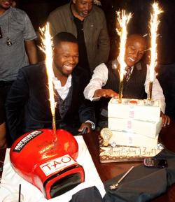 picturesof50centwithmoney-blog:  50 cent got floyd mayweather