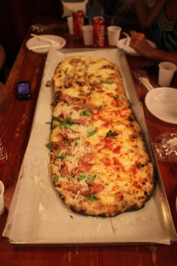 prettygirlfood:  Pizza from the Italian Seaside town of Sorrento!