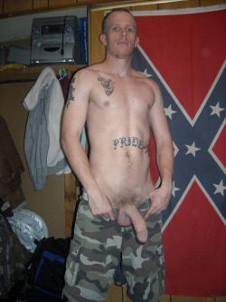 whitetrashmen:Submission #412:  I’d be proud of that dick,