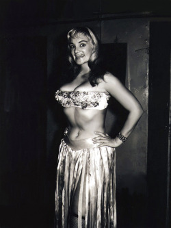  Irma The Body Candid backstage photo from the 1950’s,