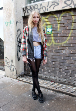 crystuls:  MORE FASHION HERE 