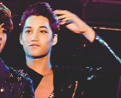  When singing becomes tiring & sexy…(x 