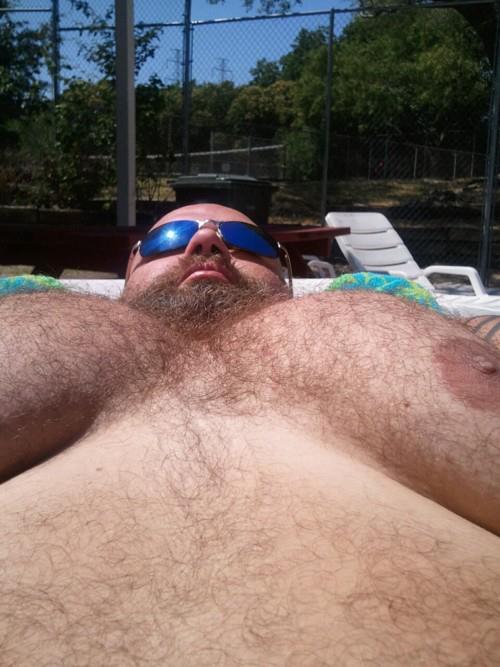 orsiar:  Oh.myâ€¦  Excuse me, my speedos feel a little… um… tight.