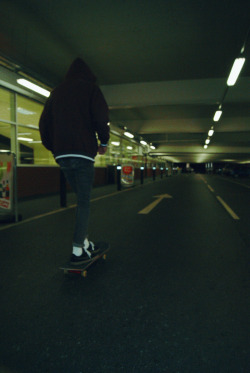 so-casual-so-calm:  skateg0at:  carparks  || Pure Skate Blog