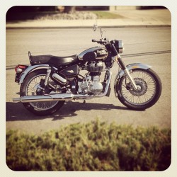 rav-kailey:  royal enfield bullet 