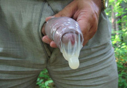 wetbigandsloppy:  loaded condom2 