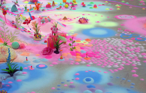  Nicole Andrijevic & Tanya Schultz - Sweet, Sweet Galaxy (2011) - sugar, pigment, polystyrene, wax, modeling clay, paper, plastic, found objects, wire, beads, glitter, and sound 