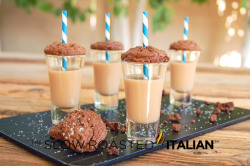 gastrogirl:  chocolate caramel cookie cocktail shooters. 