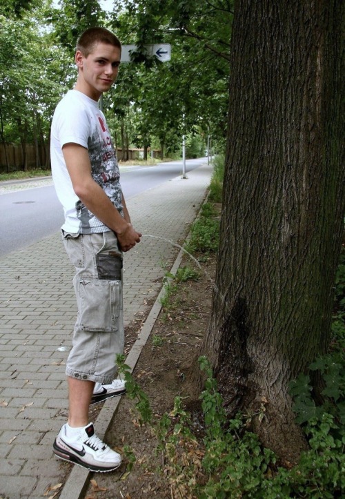 asphixiaskin:  Horny Young Pissing Hitch Hiker, I wonder if anyone would miss him.